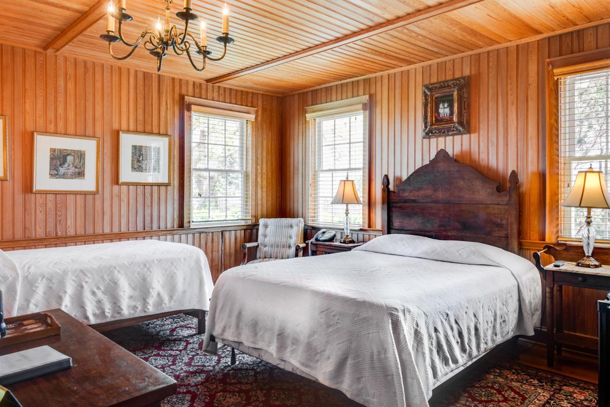 The Castle Bed And Breakfast Ocracoke Exterior foto