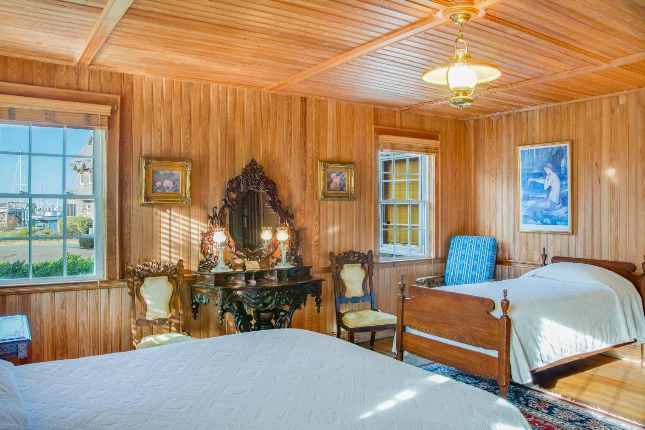 The Castle Bed And Breakfast Ocracoke Exterior foto